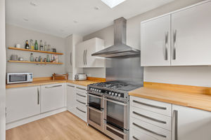 Photo 19- click for photo gallery